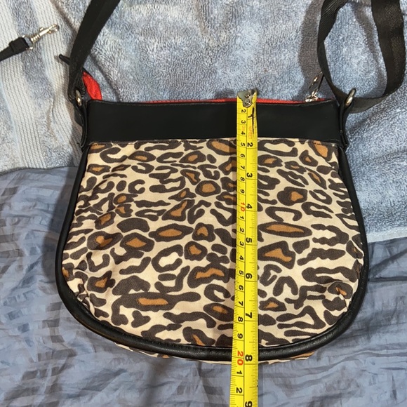 Nwot rare earth Stone Mountain leopard  crossbody bag - Picture 7 of 14